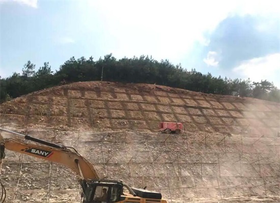 平凉铁路建设案例